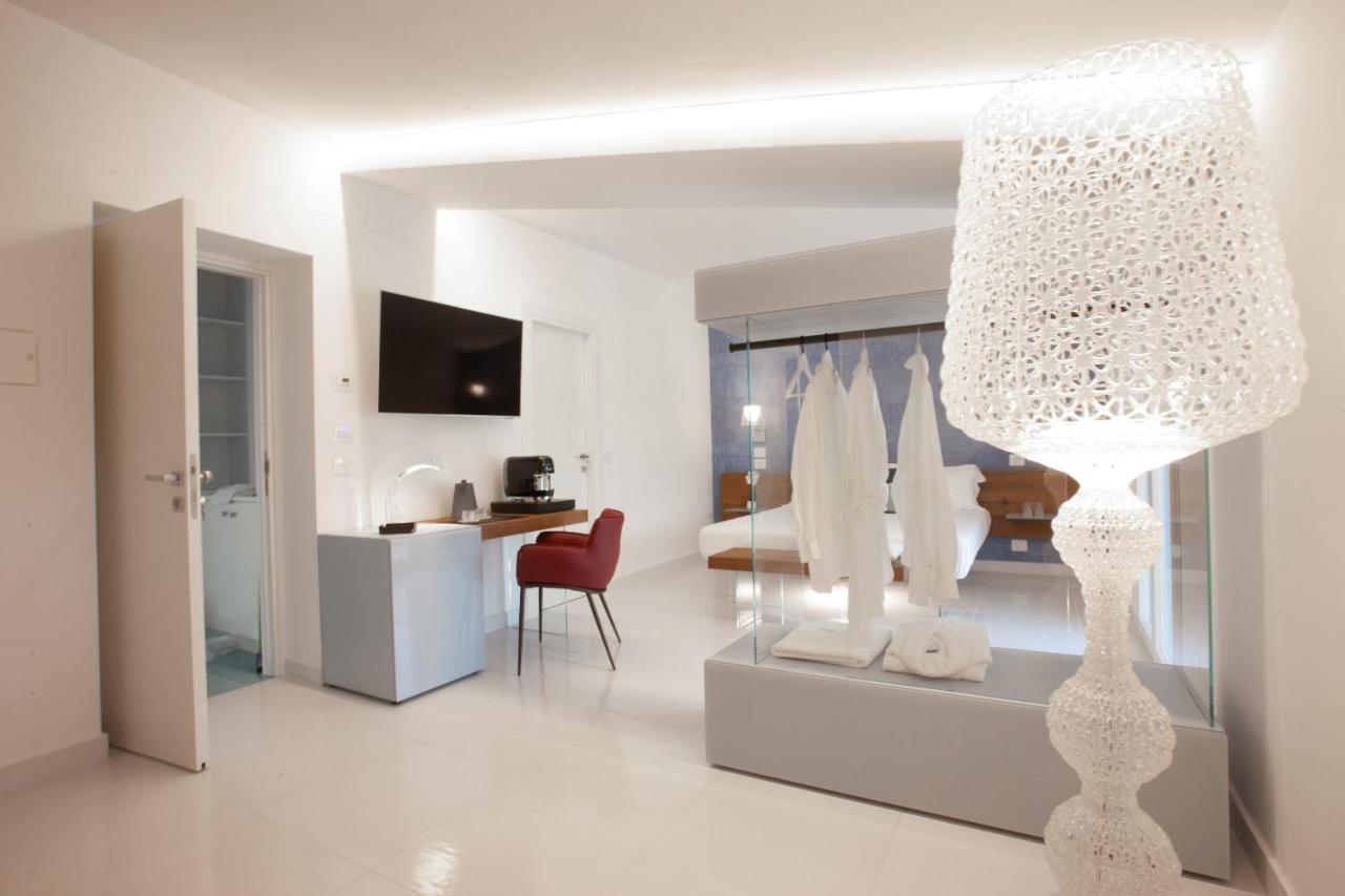 Aquamaris Design Suite & Spa Paestum Buitenkant foto