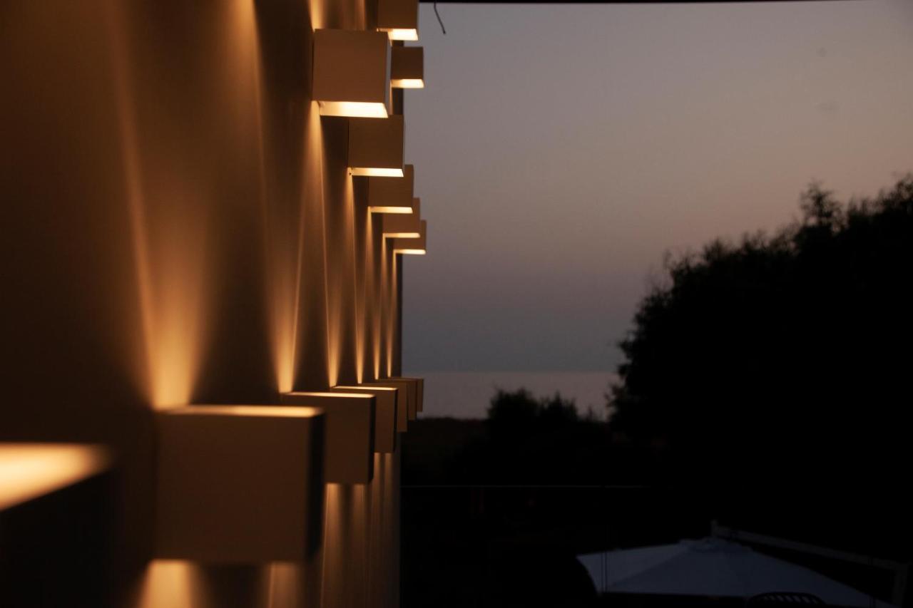 Aquamaris Design Suite & Spa Paestum Buitenkant foto