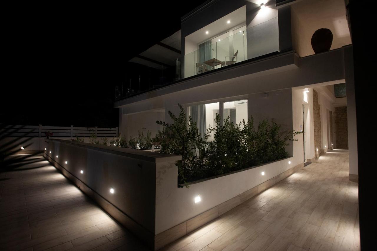 Aquamaris Design Suite & Spa Paestum Buitenkant foto