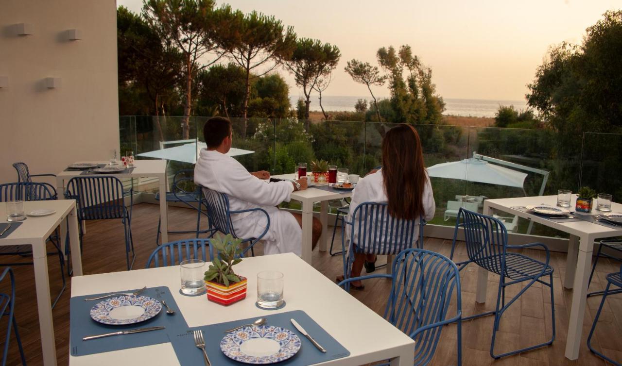 Aquamaris Design Suite & Spa Paestum Buitenkant foto