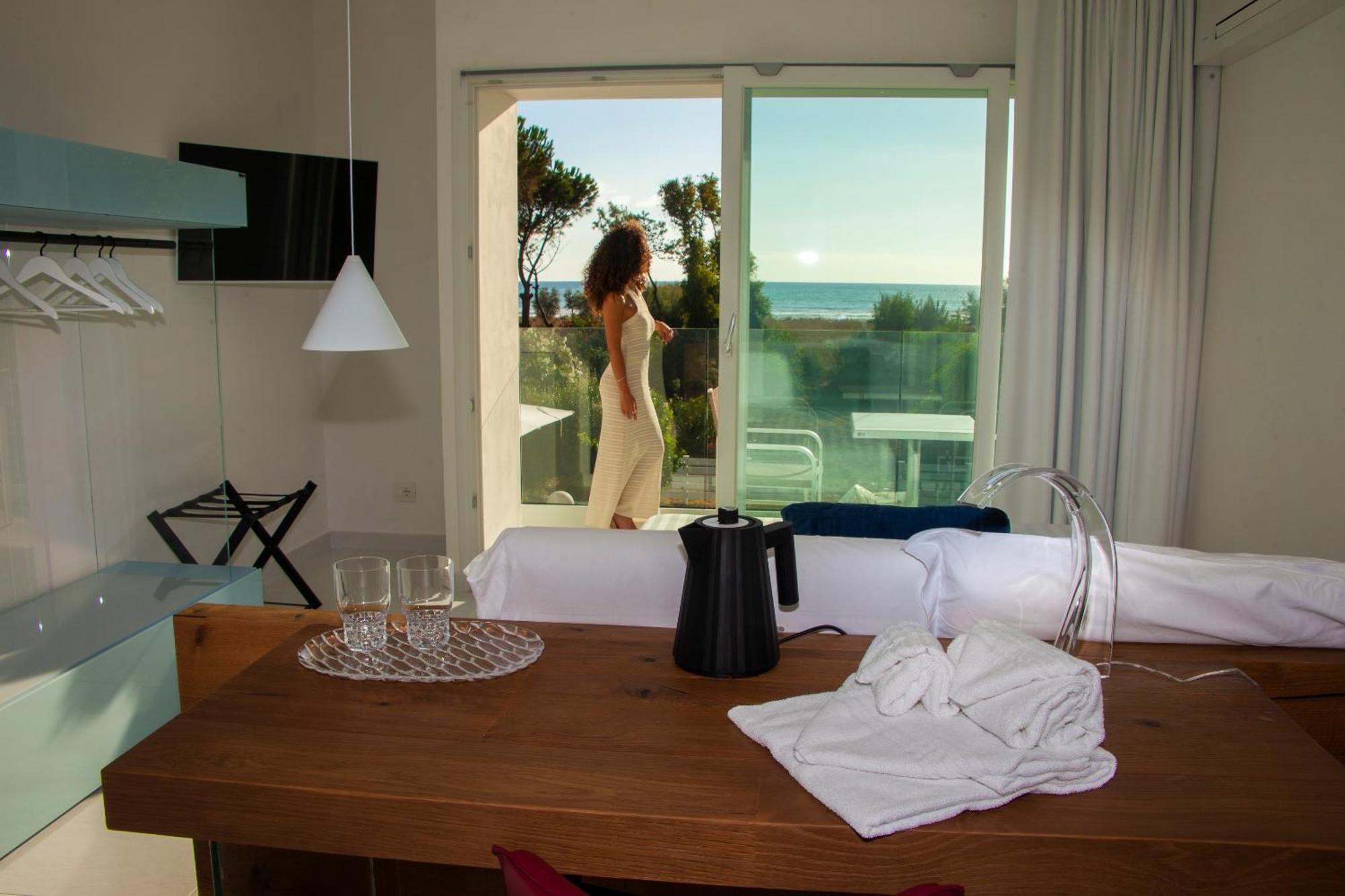 Aquamaris Design Suite & Spa Paestum Buitenkant foto