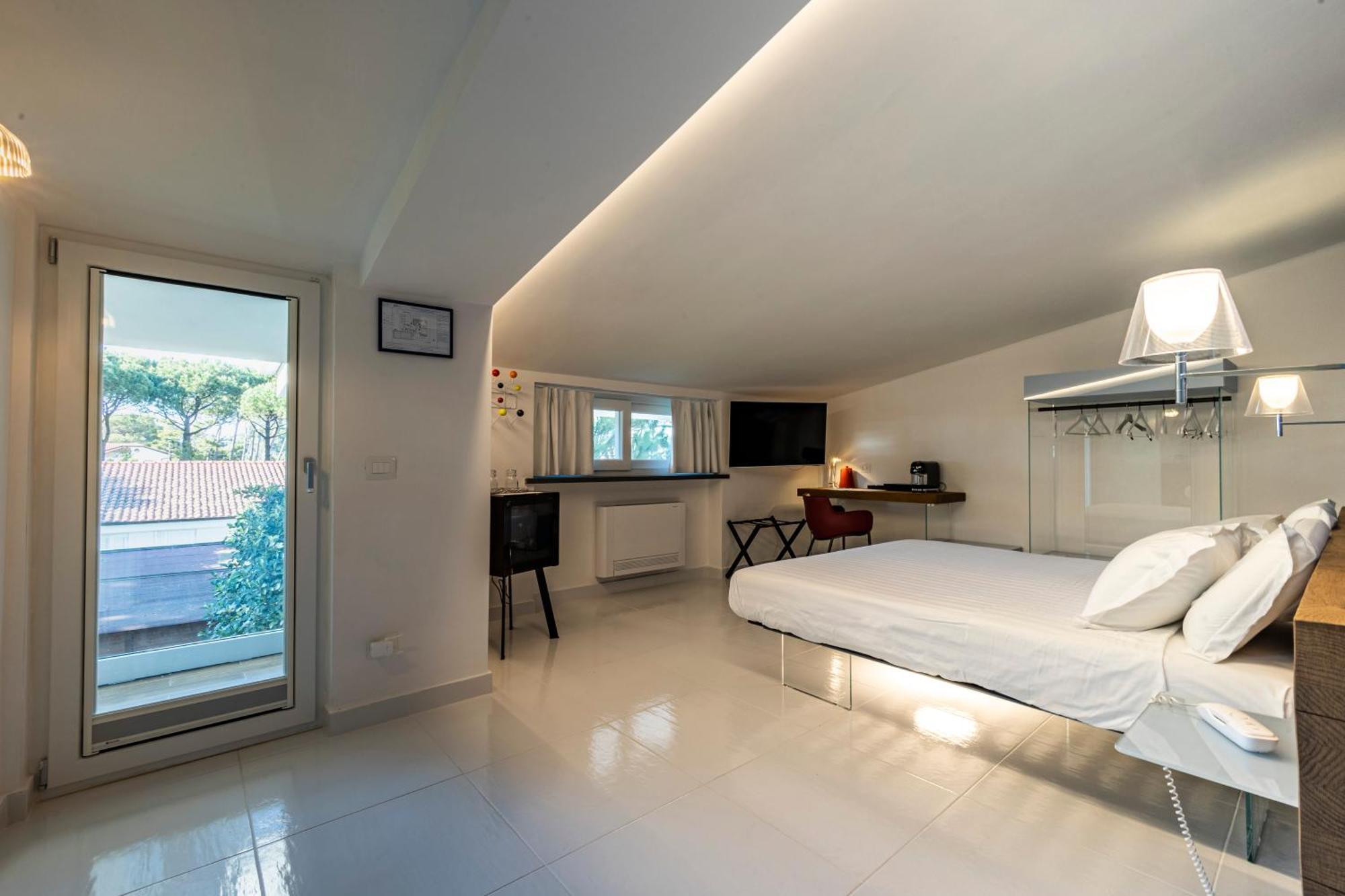 Aquamaris Design Suite & Spa Paestum Buitenkant foto