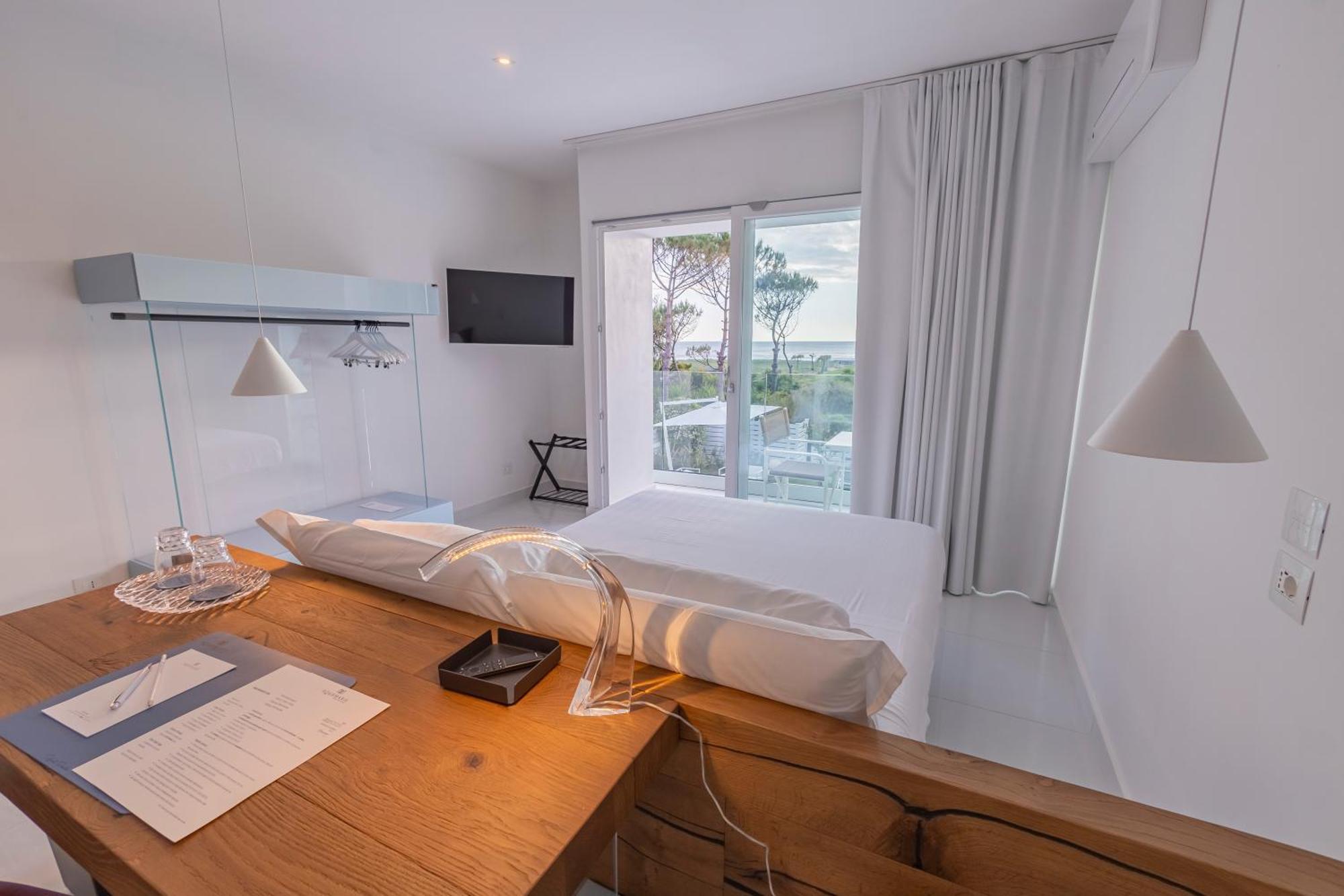 Aquamaris Design Suite & Spa Paestum Buitenkant foto