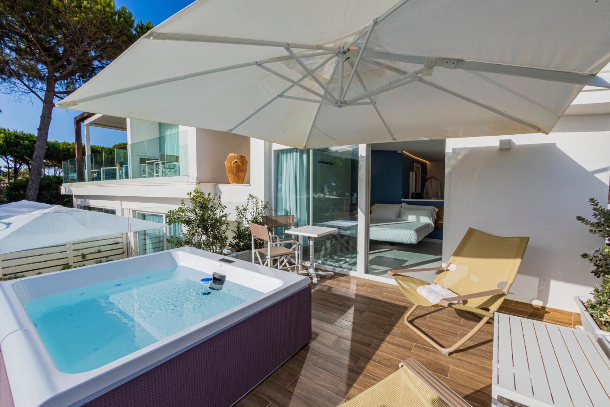 Aquamaris Design Suite & Spa Paestum Buitenkant foto